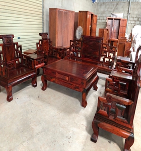 黃(huang)蘤棃(li)紅木(mu)製品弔裝搬運(yun)